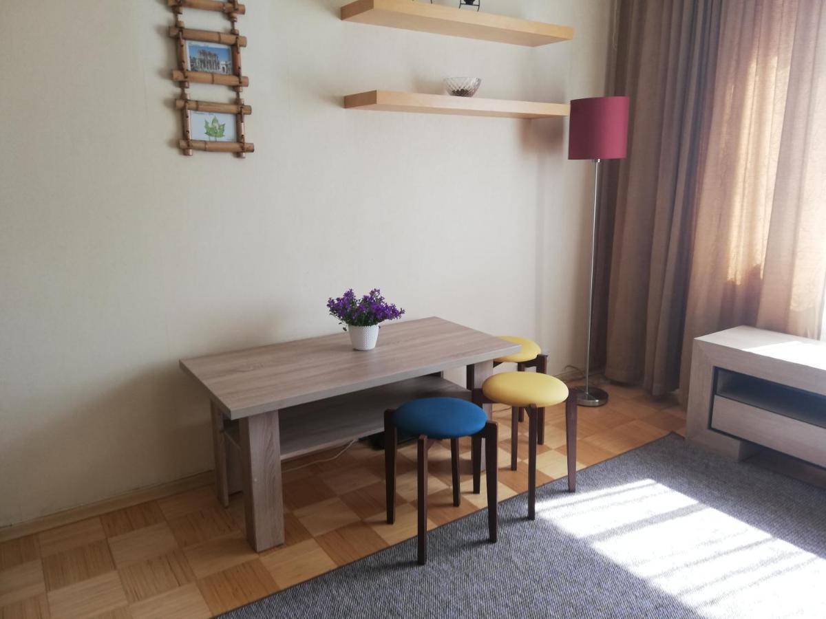 15 Minutes From The Beach And City Center 7 Minutes From The Airport Рига Экстерьер фото